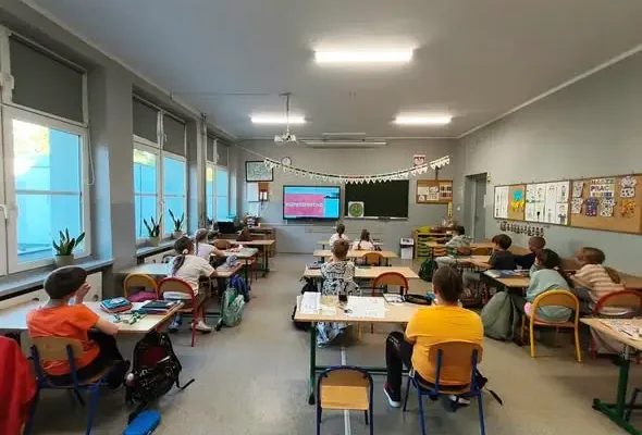 Klasa 3b w warsztatach online „Gadki z Maksem” w ramach kampanii „Dzieciństwo bez przemocy”