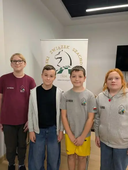 Młodzi szachiści z RKS MAT RSL wrócili z Węgierskiej Górki z cennym doświadczeniem